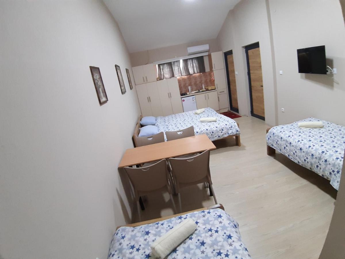 Goka Apartments ゲヴゲリヤ エクステリア 写真