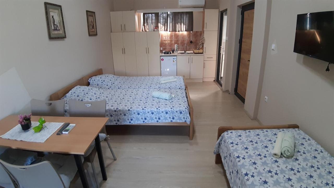 Goka Apartments ゲヴゲリヤ エクステリア 写真